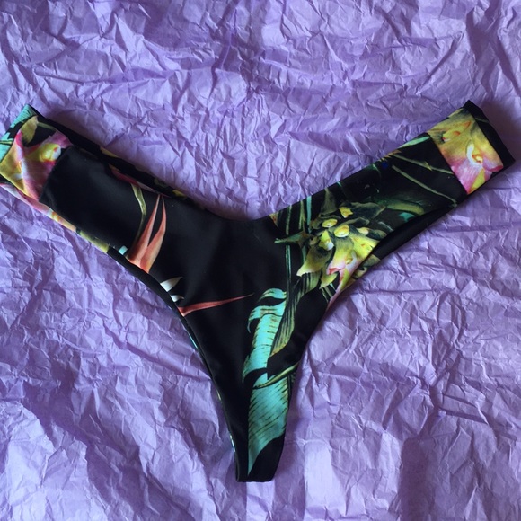 Stone Fox Swim Other - Stone fox bottoms